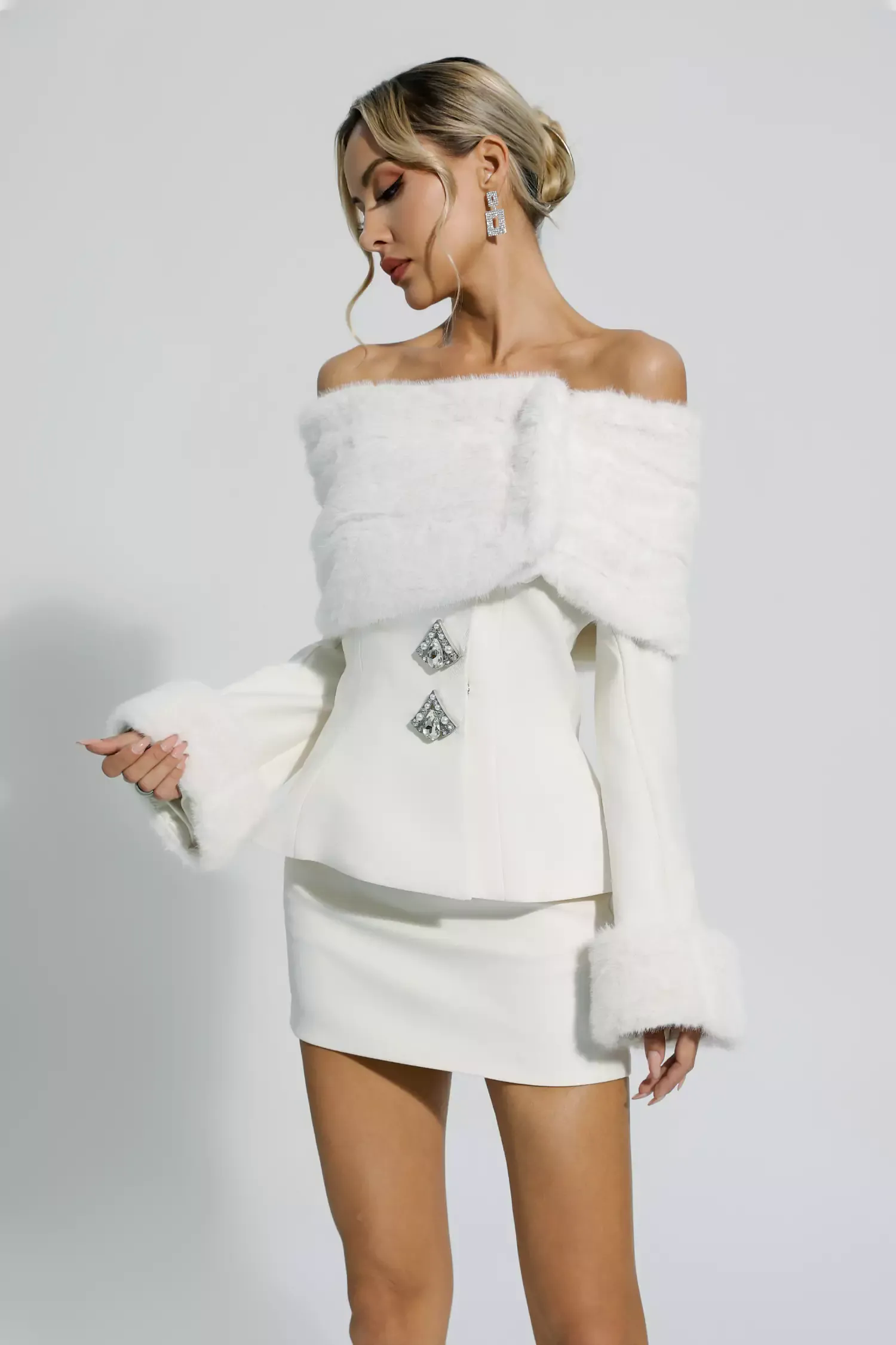 Irene White Furry Coat Set Irene White Furry Coat Set