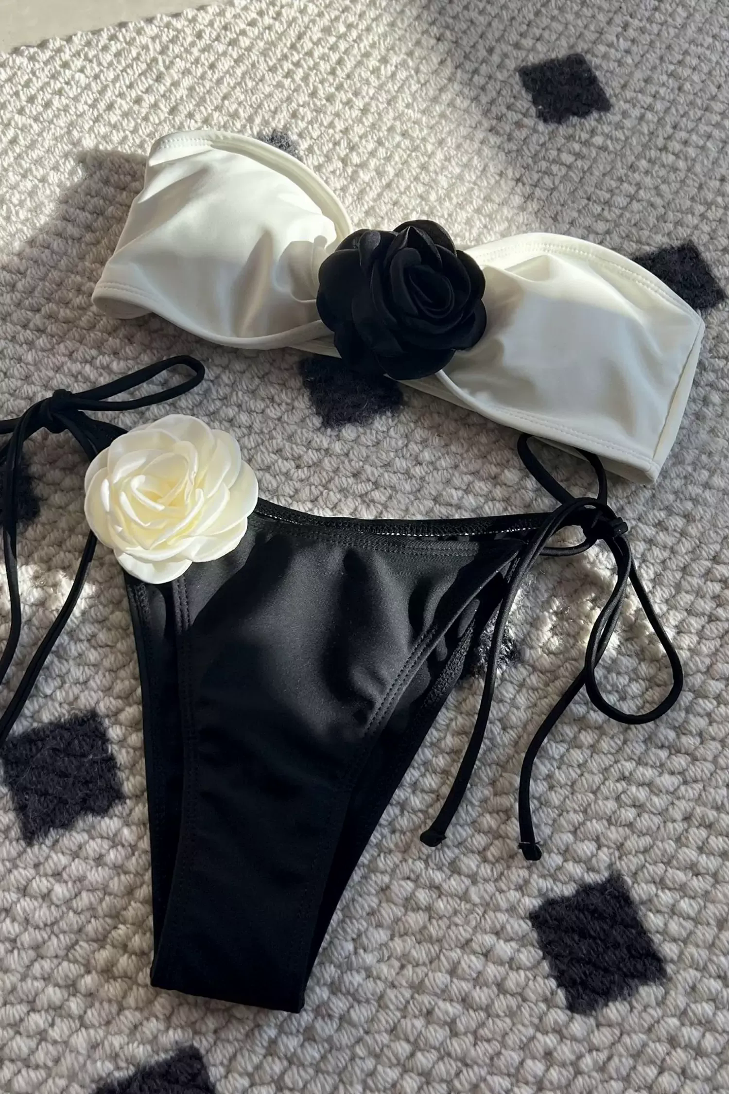 Roberta White Rose Bikini Roberta White Rose Bikini
