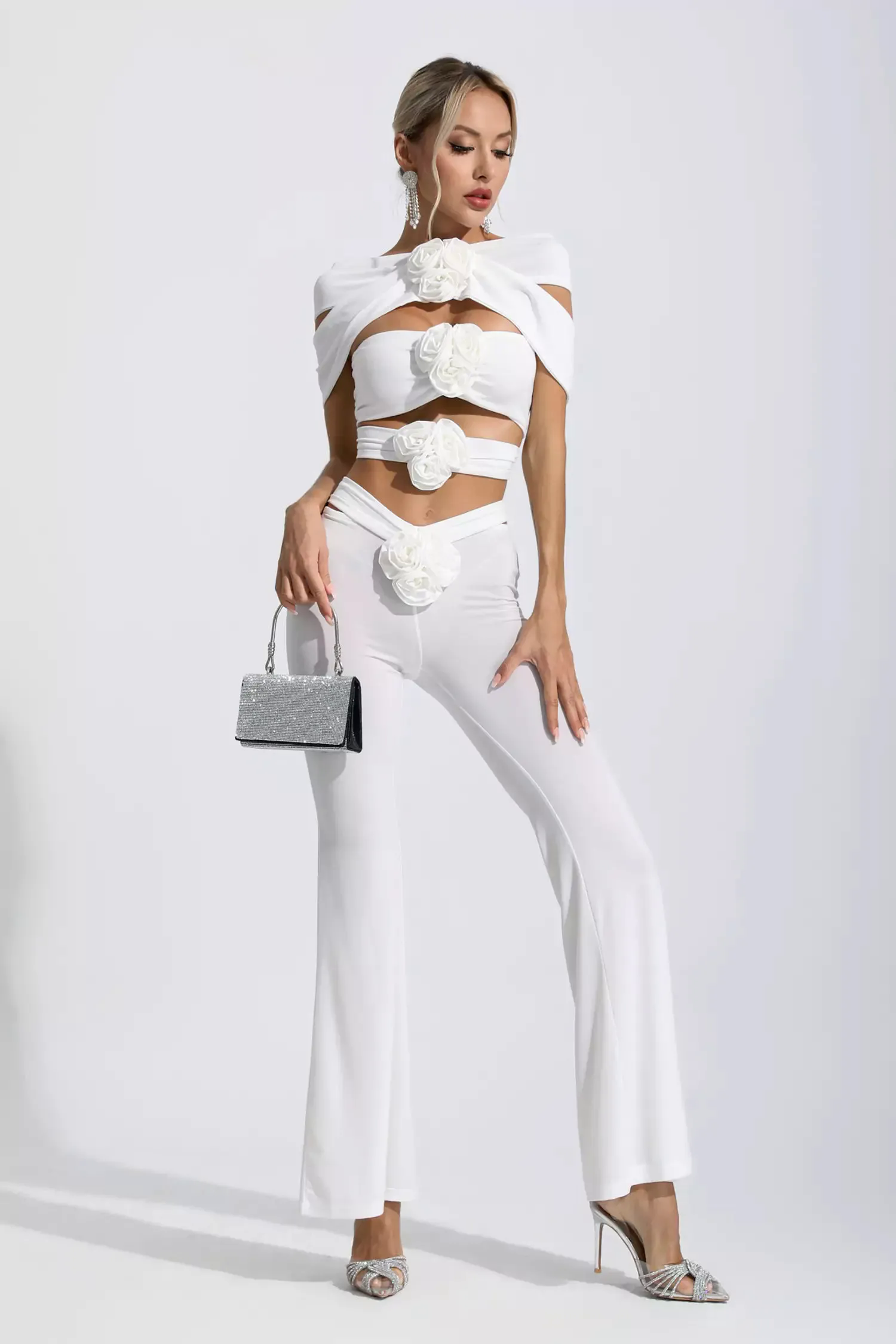 Makenzie White Floral Cutout Set Makenzie White Floral Cutout Set