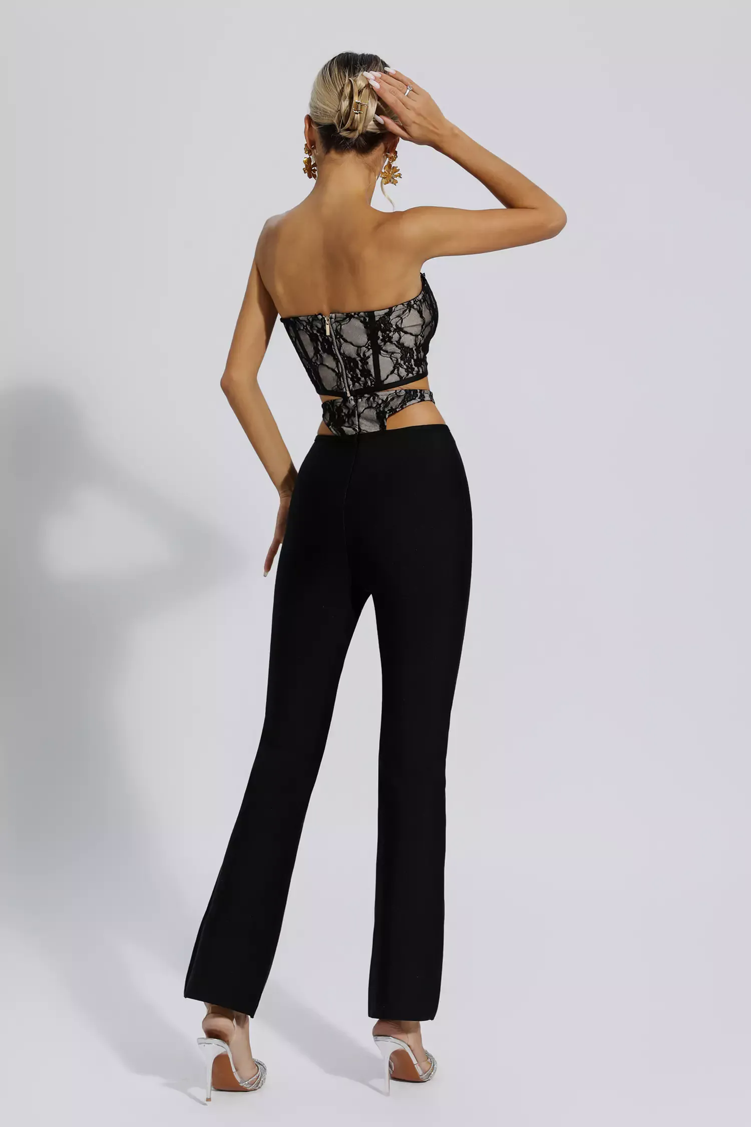 Amber Black Lace Bandage Set Amber Black Lace Bandage Set