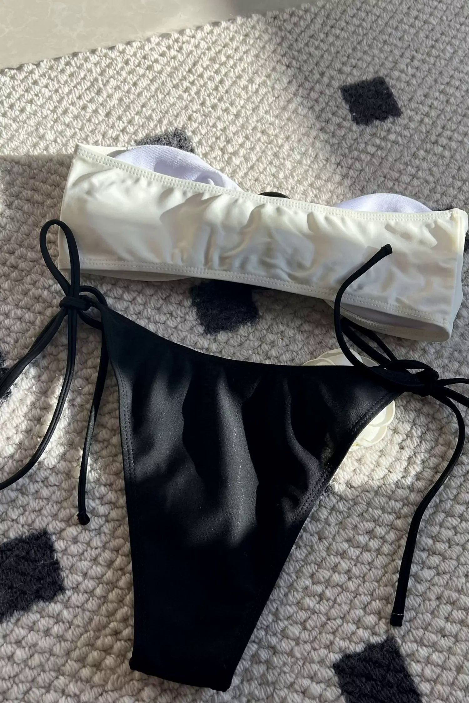 Roberta White Rose Bikini Roberta White Rose Bikini