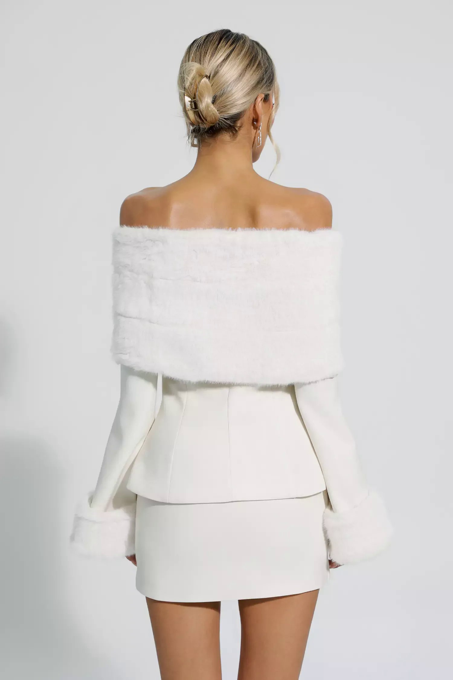 Irene White Furry Coat Set Irene White Furry Coat Set