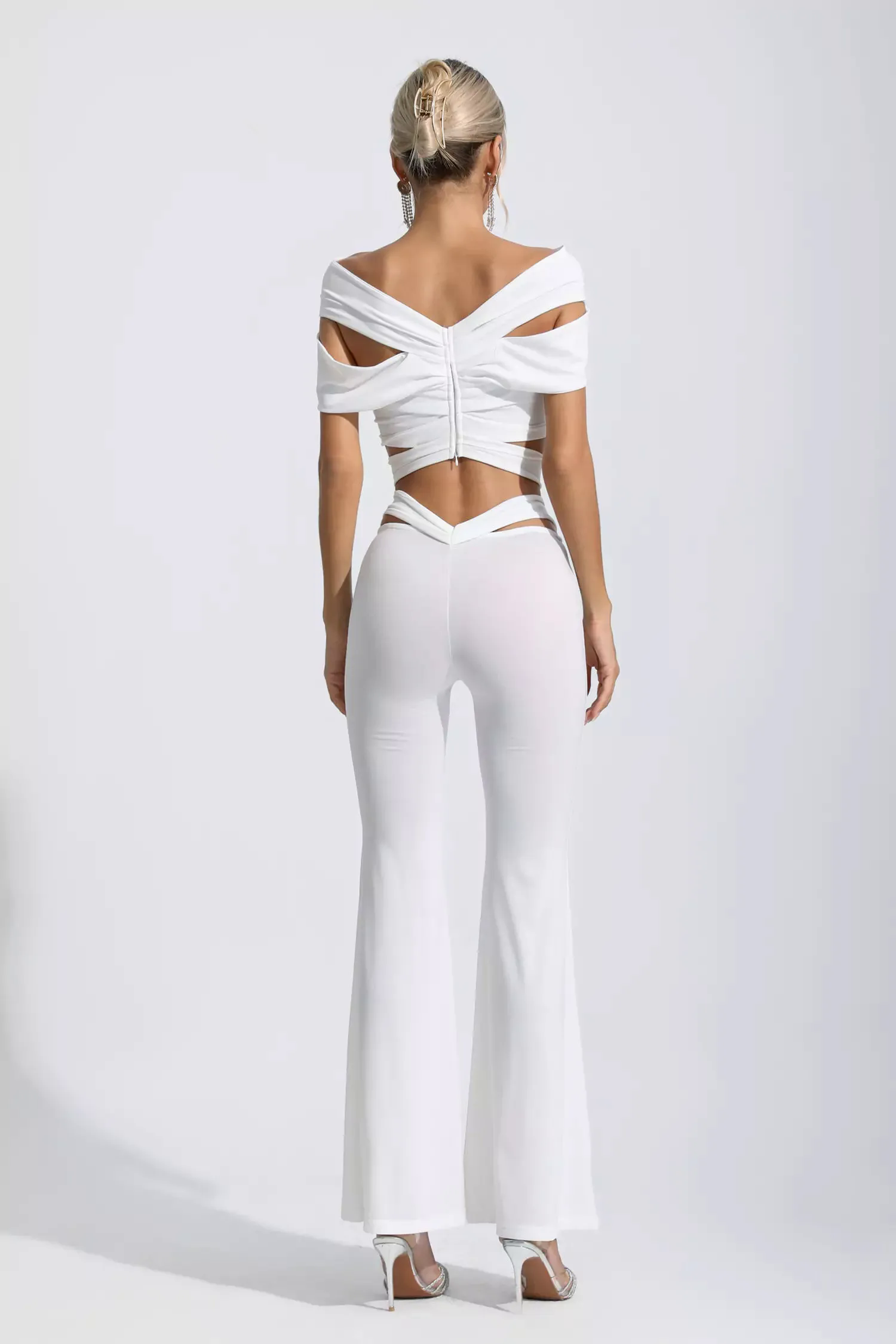 Makenzie White Floral Cutout Set